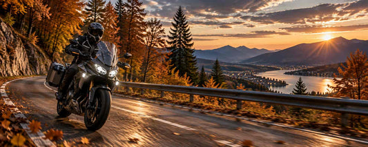 Motorradfahren im Herbst: Diese Beleuchtung solltest du jetzt prüfen