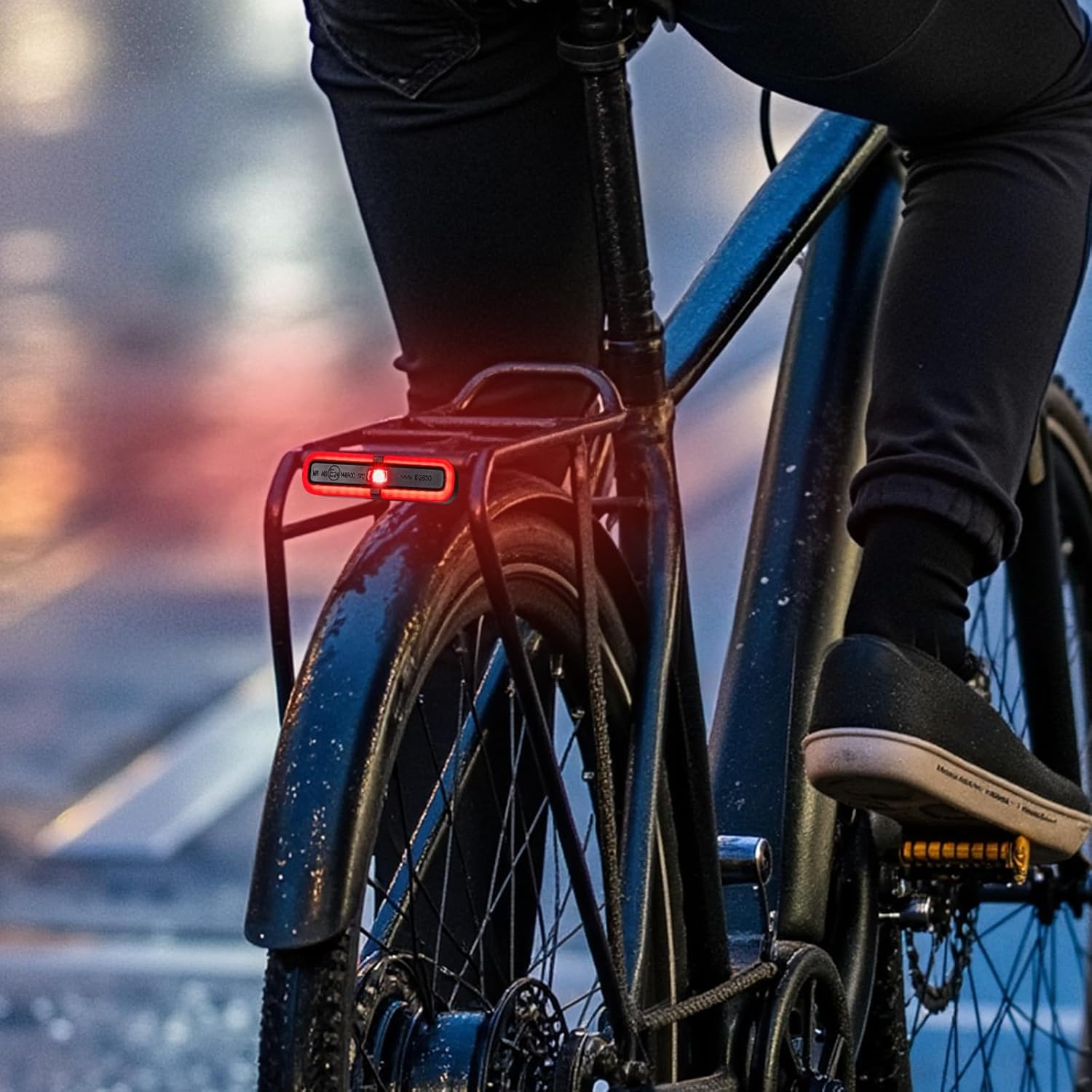 evermotor Mini LED Rücklicht Motorrad mit Bremslicht, 6-12V, M19 E-zertifiziert, IP67 Wasserdicht, 900mm Kabel, Einfache Montage für Motorräder, E-Bikes und Fahrräder