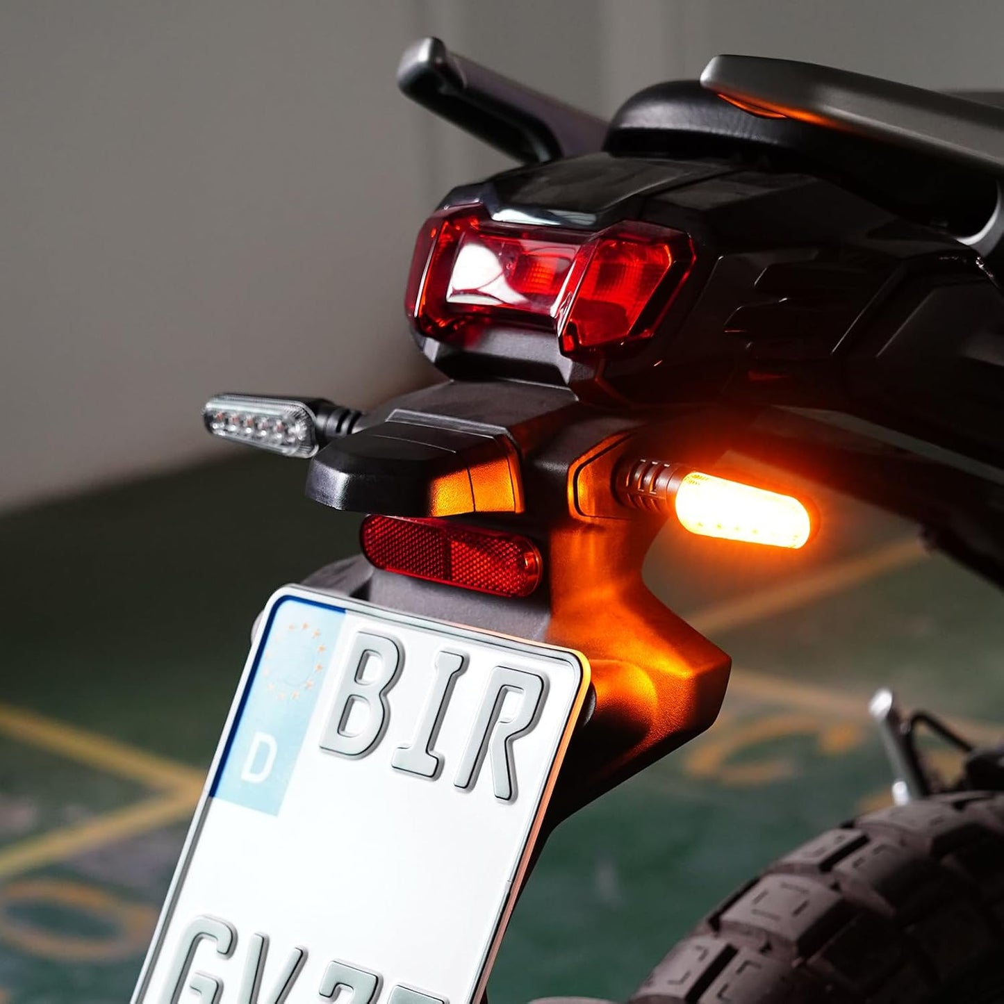 evermotor 6 LEDs Blinker Motorrad, Universal 12V 2.4W, E geprüft, 2 Stück | Wasserdicht IP67, Retro Schwarz, für e Scooter Quad ATV